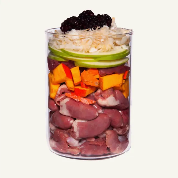 Menú pollo con chirivía, zarzamora y diente de león 400g