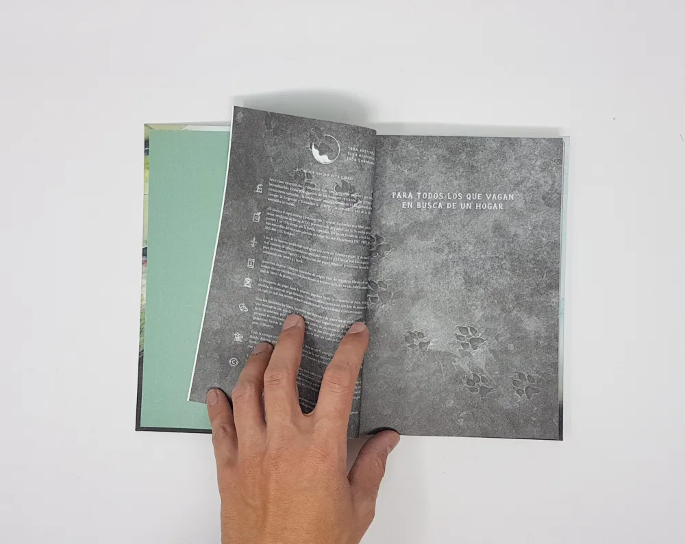 Un lobo llamado Wander. La historia real de un lobo extraordinario. Rosanne Parry.