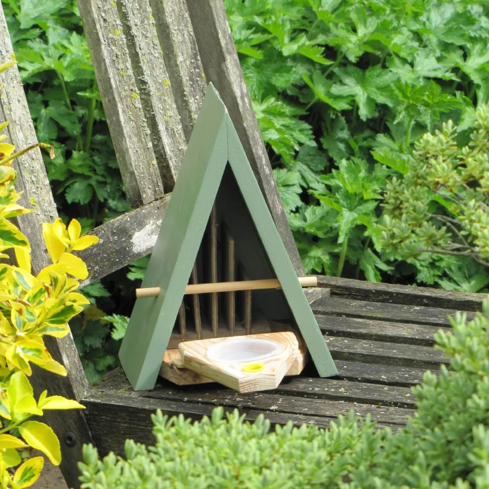 Habitat de mariposas (refugio y comedero)
