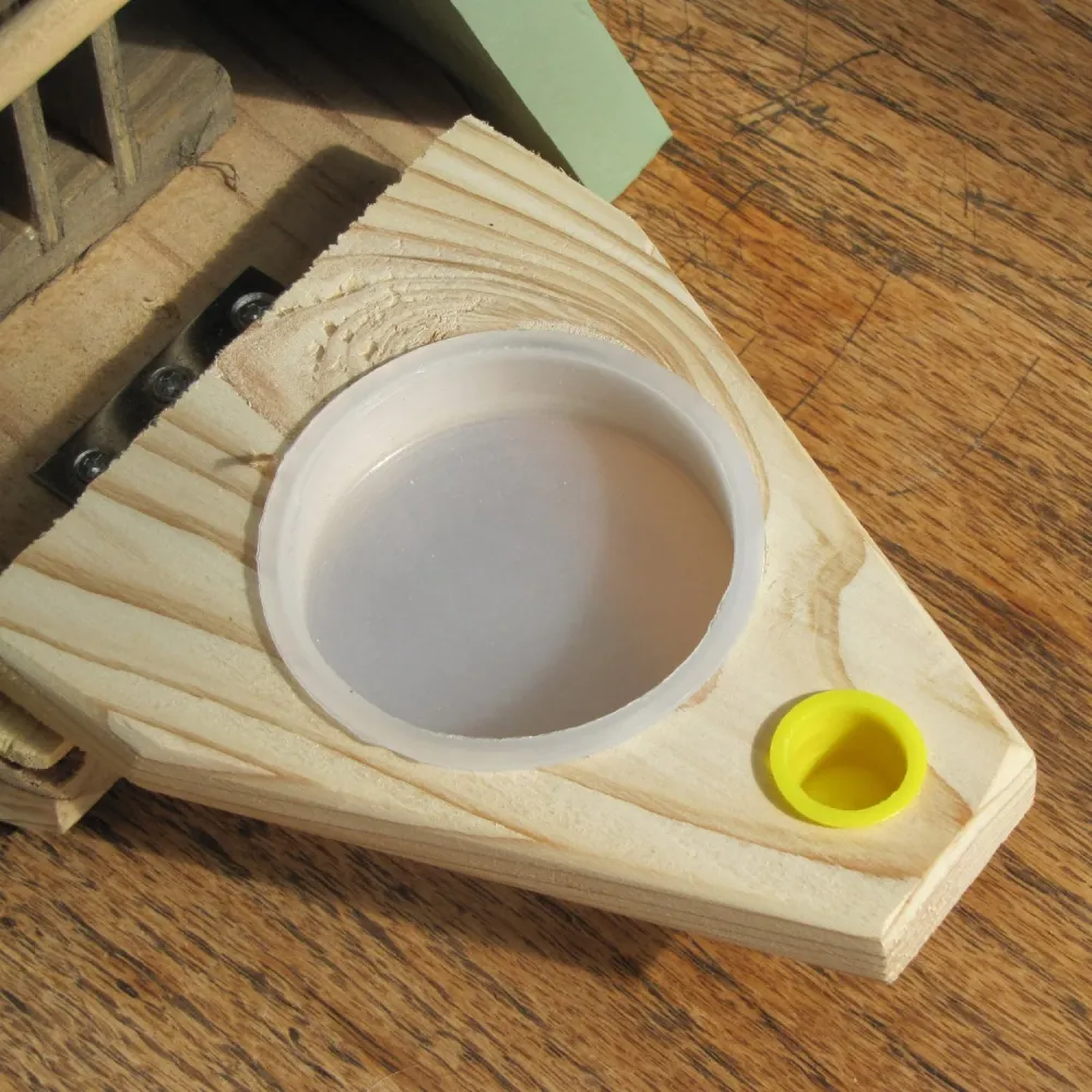 Habitat de mariposas (refugio y comedero)